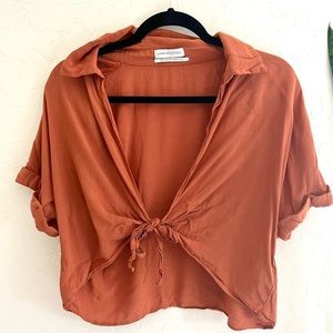 URBAN OUTFITTERS tie top: rust orange